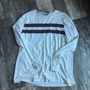 Old navy long sleeve tshirt